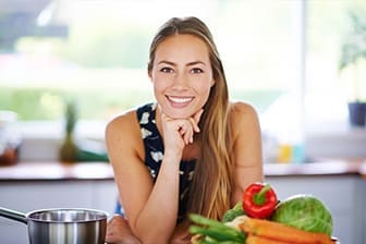 How is a Holistic Nutritionist Different than a Health Coach?